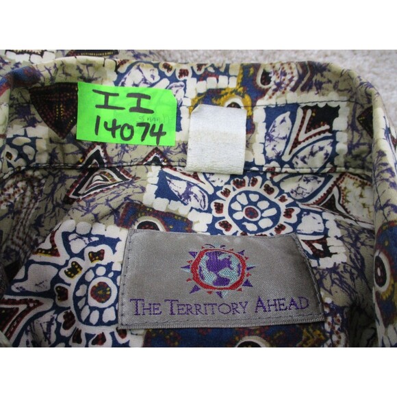 VINTAGE The Territory Ahead Shirt Men Small All Over Graphic Print Button Up USA - Picture 10 of 11